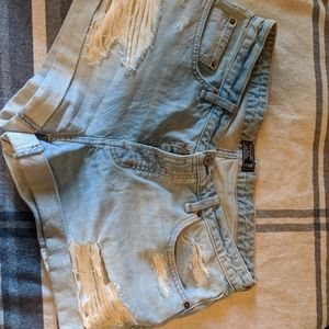 Abercrombie low rise boyfriend short